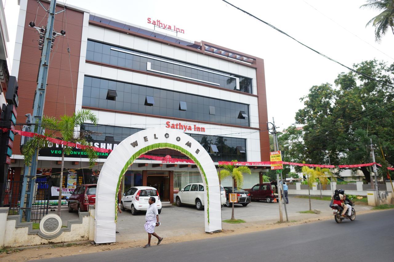 Sathya Inn Guruvayur Luaran gambar